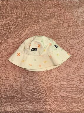 Vans Cream Bucket Hat with Colorful Fruit Motif